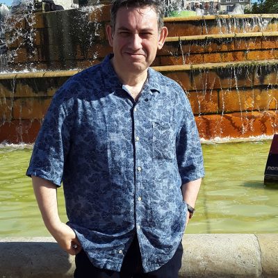 CE QUE JE SUIS…, et demeure être